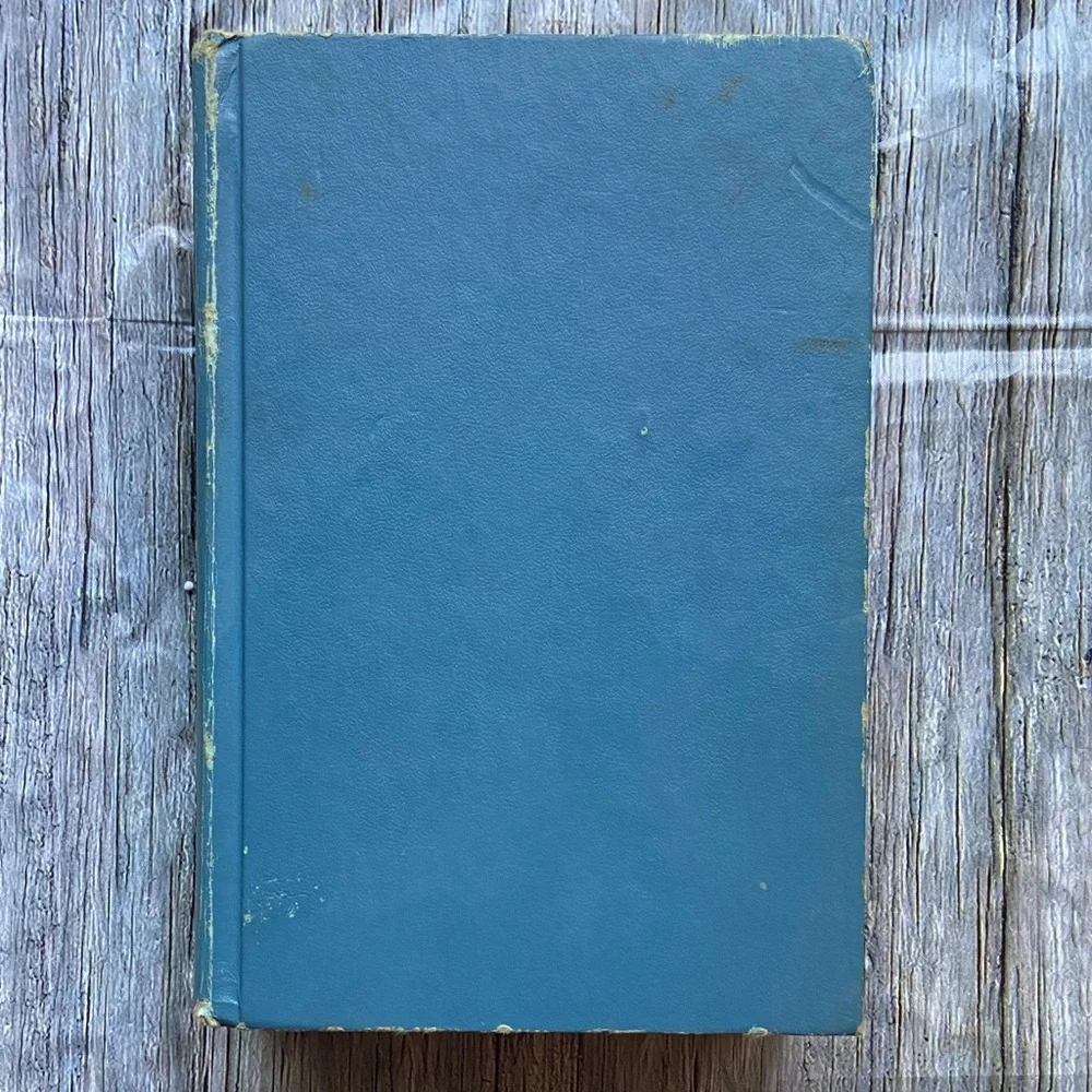 Vintage Classic 'Gone with the Wind' Book copyright 1964 (second printing)